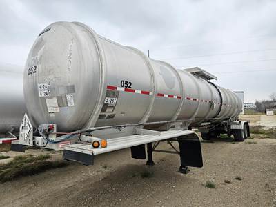 Brenner 9000 GALLON SOLVENT TANKER / METHANOL & ETHANOL Chemical / Acid Tank Trailer