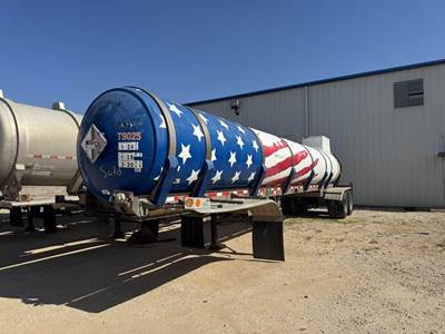 POLY-COAT SYSTEMS 41ft Tandem Axle Chemical / Acid Tank Trailer - Air Ride, Fixed Axle