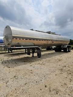 Tremcar 43ft Tandem Axle Chemical / Acid Tank Trailer - Air Ride