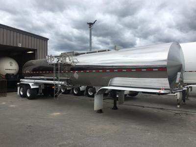 Tremcar 7000 GAL CHEMICAL TRAILER Chemical / Acid Tank Trailer