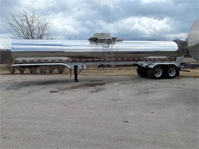 Walker Quad Axle Food Grade Tanker Trailer