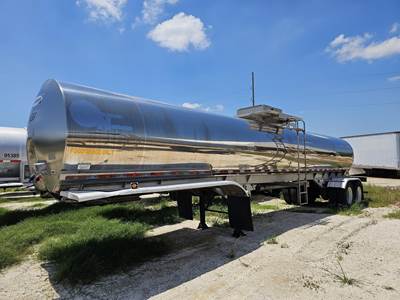 Walker 6500 GAL FOOD GRADE Food Grade Tanker Trailer