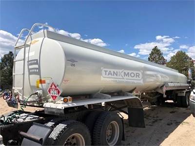 Beall Tandem Axle Fuel Tanker Trailer - Air Ride