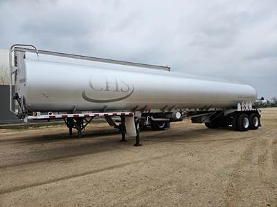 Heil 43ft Tandem Axle Fuel Tanker Trailer - Spring