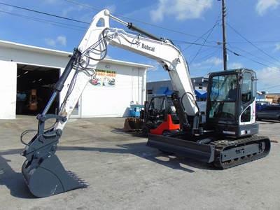 2017 BOBCAT E85 "SUPER LOADED" LONG REACH - PWR COUPLER - ICE COLD A/C - STEREO - DOUBLE PLUMBED - 3 BUCKETS INCLUDED - ONLY 2,341 ORIGINAL HOURS