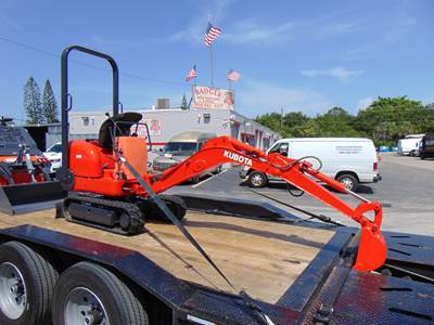 2004 KUBOTA K008 MINI EXCAVATOR - EXPANDABLE TRACKS - ARM SWING -TOOTH BUCKET - MACHINE PERFORMS 100% - FULLY SERVICED TODAY - NEW BATTERY