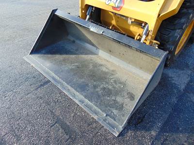 2026 SWICT 60" GENERAL PURPOSE SKID STEER GENERAL PURPOSE SMOOTH EDGE BUCKET - FITS ALL YEARS UNIVERSAL * HARD TO FIND SIZE *