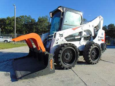 2012 BOBCAT S750 "KUBOTA DIESEL" PRE EMISSIONS - ENCLOSED A/C - HEATED CAB - 1,490 ORIGINAL HOURS