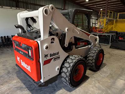 2021 BOBCAT S770 TURBO 2 SPEED - "P 91 GOLD PKG" -  HIGH FLOW - JOYSTICKS - RIDE CONTROL - ONLY 936 HOURS
