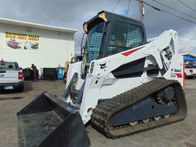 2012 BOBCAT T-650 TURBO "KUBOTA" PRE EMISSIONS - JOYSTICKS - A/C COMFORT CAB - BRAND NEW TRACKS - ONLY 1,915 HOURS - 100% JOB READY