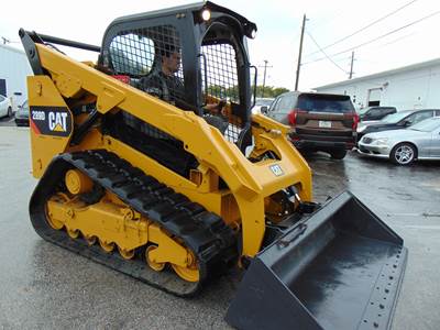 2019 CAT 289D TURBO 2 SPEED - ONLY 1,360 HOURS - 1 OWNER - JOYSTICK CONTROLS - CAMERA - HEATED AIR RIDE SEAT