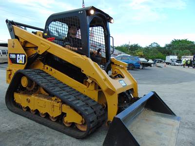2019 CAT 299D2 TURBO 2 SPEED - 98HP - OPEN CAB - CAMERA - WEIGHT PKG - JOYSTICKS - ONLY 1,585 SOUTHERN HOURS - 100% SERVICED