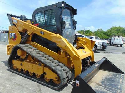 2021 CAT 299D3 XE "SUPER HIGH FLOW" 110 HP - 2 SPEED - HEAT & AC - SUPER LOADED - JOYSTICKS - 100% SERVICED - SUPER LOW HOURS - SAVE THOU$AND$