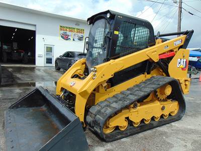 2019 CAT 299D2 "XPS-HIGH FLOW" BRAND NEW TRACKS - 98 HP - JOYSTICKS - GRADE AND FLOAT OPTIONS - WEIGHT PKG - CAMERA - HEAT - AC - STEREO - 1,538 HOURS