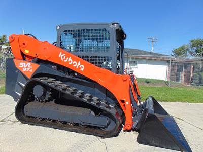 2022 KUBOTA SVL97-2 TURBO 2 SPEED "HIGH FLOW" ENCLOSED A/C AND HEATED CAB - CAMERA - SUPER LOADED - ONLY 688 HOURS