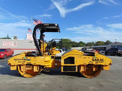 2012 SAKAI SW990-1 AMOOTH TANDEM DRUM VIBRATORY ROLLER COMPACTOR - DEUTZ DIESEL -