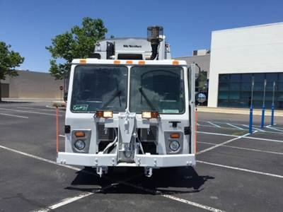 2013 Mack LEU600 Garbage Truck - McNeilus