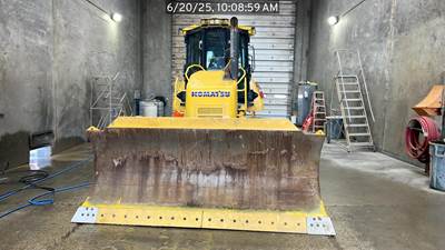 Komatsu D61PX-24 Dozer