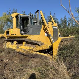 Komatsu D85EX-15 Dozer