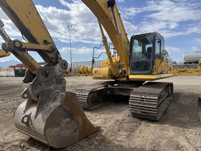 Komatsu HB365-3 Excavator