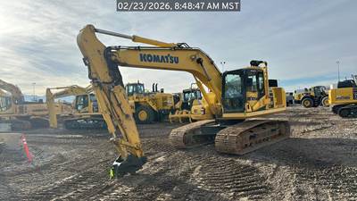 Komatsu PC210-11 Excavator