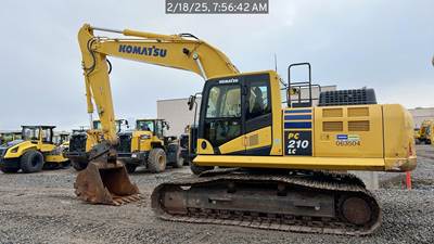 Komatsu PC210LC-11 Excavator