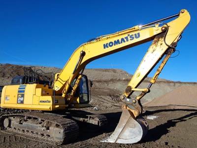 Komatsu PC210LCI-11 Excavator