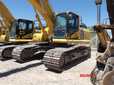Komatsu PC390 LC-11 Excavator