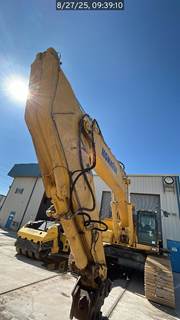 Komatsu PC650LC-11 Excavator