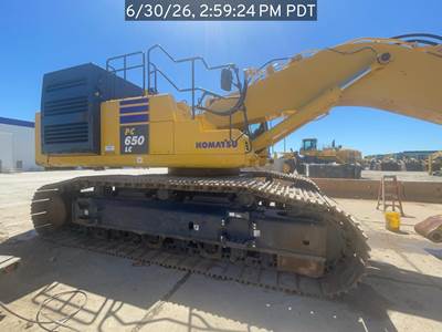 Komatsu PC650LC-11 Excavator