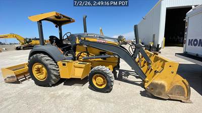 John Deere 210 P-TIER Skip Loader