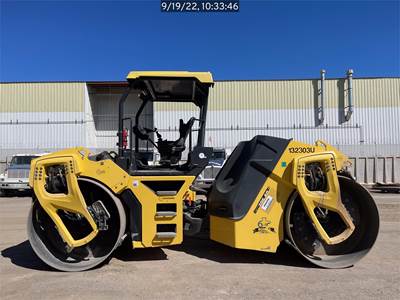 BOMAG BW206AD-5 Smooth Drum Roller Compactor