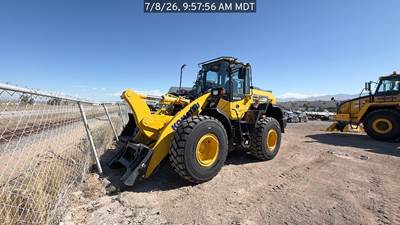 Komatsu WA320-8 Wheel Loader