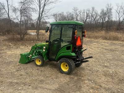 2024 John Deere 1025R Tractor