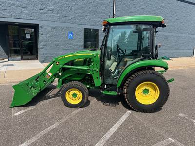 2023 John Deere 3039R Tractor - 320R Bucket