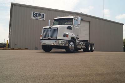 Western Star 4700 Day Cab Truck - Detroit 450HP, 10 Speed Manual