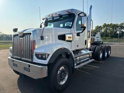 Western Star 49X Tri Axle Day Cab Truck - Detroit 600HP