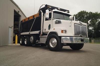 Western Star 4700 Tri Axle Dump Truck - Detroit 470HP, 6 Speed Allison Rds Automatic, 16' Dump