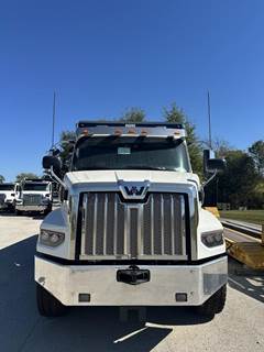 Western Star 47X Dump Truck - 525HP