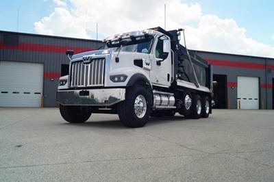Western Star 49X Tri Axle Dump Truck - Detroit 485HP, 8Ll Manual, 16.5' Dump