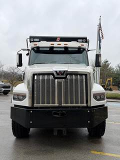 Western Star 49X Dump Truck - 450HP