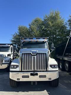 Western Star 49X Dump Truck - 560HP