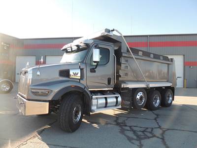 Western Star 49X Tri Axle Dump Truck - Cummins 450HP, 6 Speed Allison Rds Automatic, 16.5' Dump