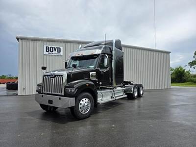 Western Star 49X Sleeper Semi Truck - 60" Mid Roof Sleeper, Detroit 505HP, 12 Speed Dt12 Amt