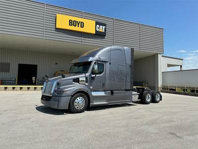Western Star 57X Sleeper Semi Truck - 72" Raised Roof Sleeper, Detroit 505HP, 12 Speed Dt12 Amt