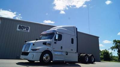 Western Star 57X Sleeper Semi Truck - 72" Mid Roof Sleeper, Detroit 505HP, 12 Speed Dt12 Amt