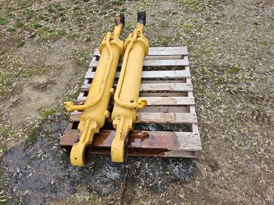 Caterpillar Bucket tilt cylinders Tilt Cylinder for Caterpillar and ? Dozers, Track Loaders?