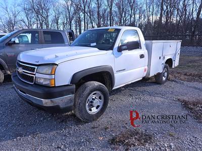 2007 Chevrolet Silverado 2500HD Classic Mechanic / Service Truck - Knapheide Welder / Mechanics Body