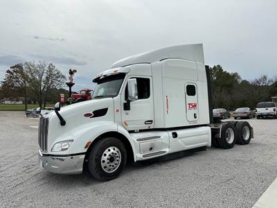 2020 Peterbilt 579 Sleeper Semi Truck