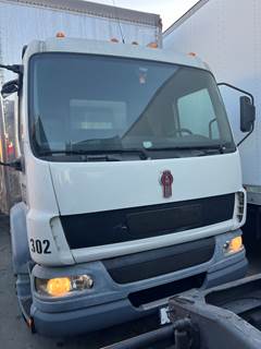 2007 Kenworth K270 Box Truck
